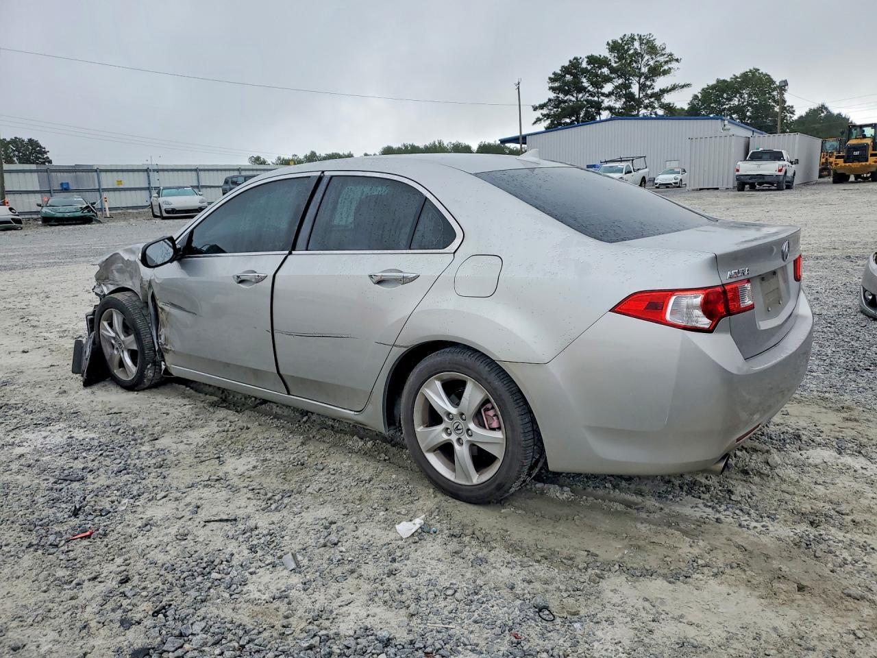 2010 Acura Tsx - Image 2