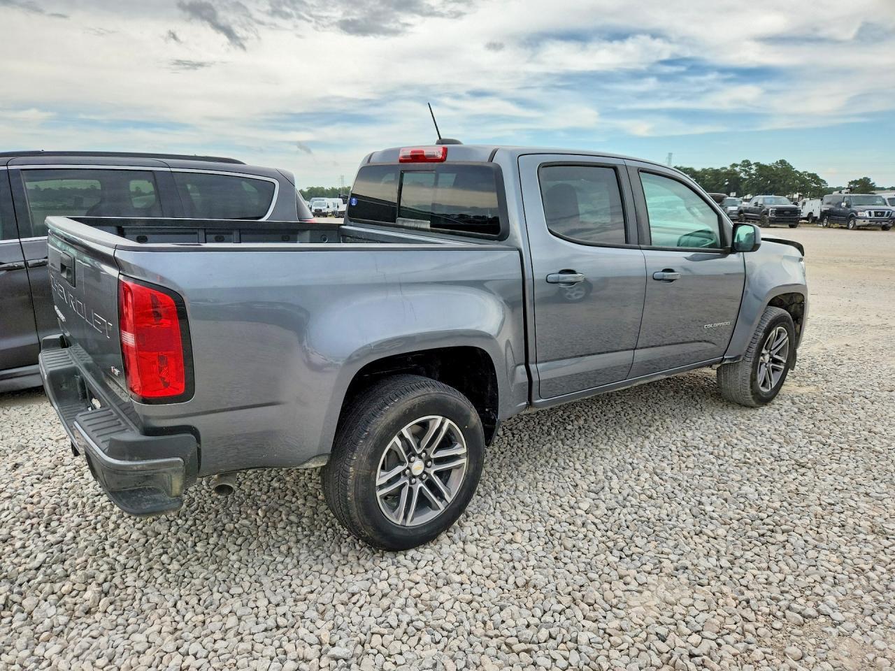 2021 Chevrolet Colorado Lt - Фото 3