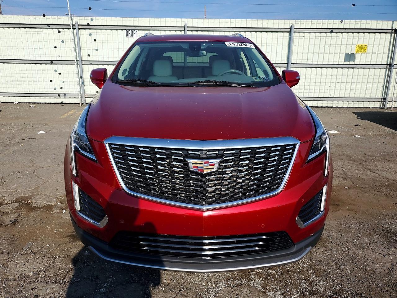 2023 Cadillac Xt5 Premium Luxury - Image 5