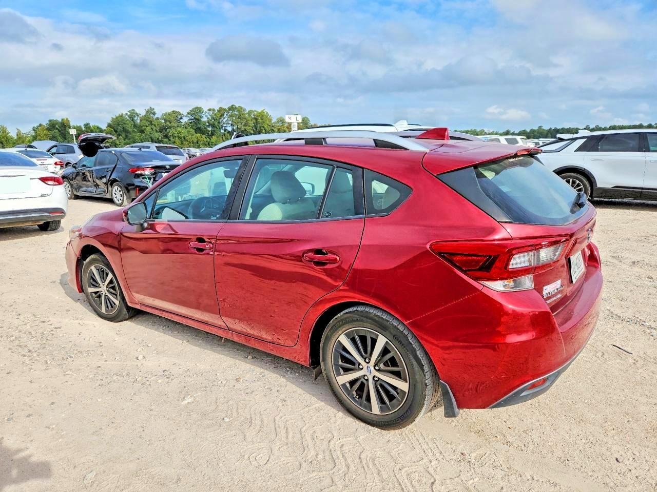 2021 Subaru Impreza Premium - Image 2