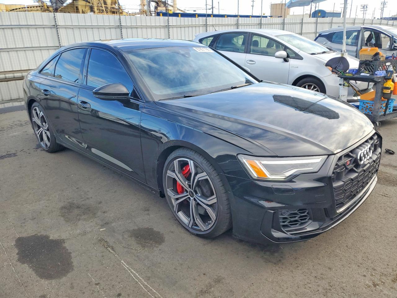 2025 Audi S6 Premium Plus - Фото 4