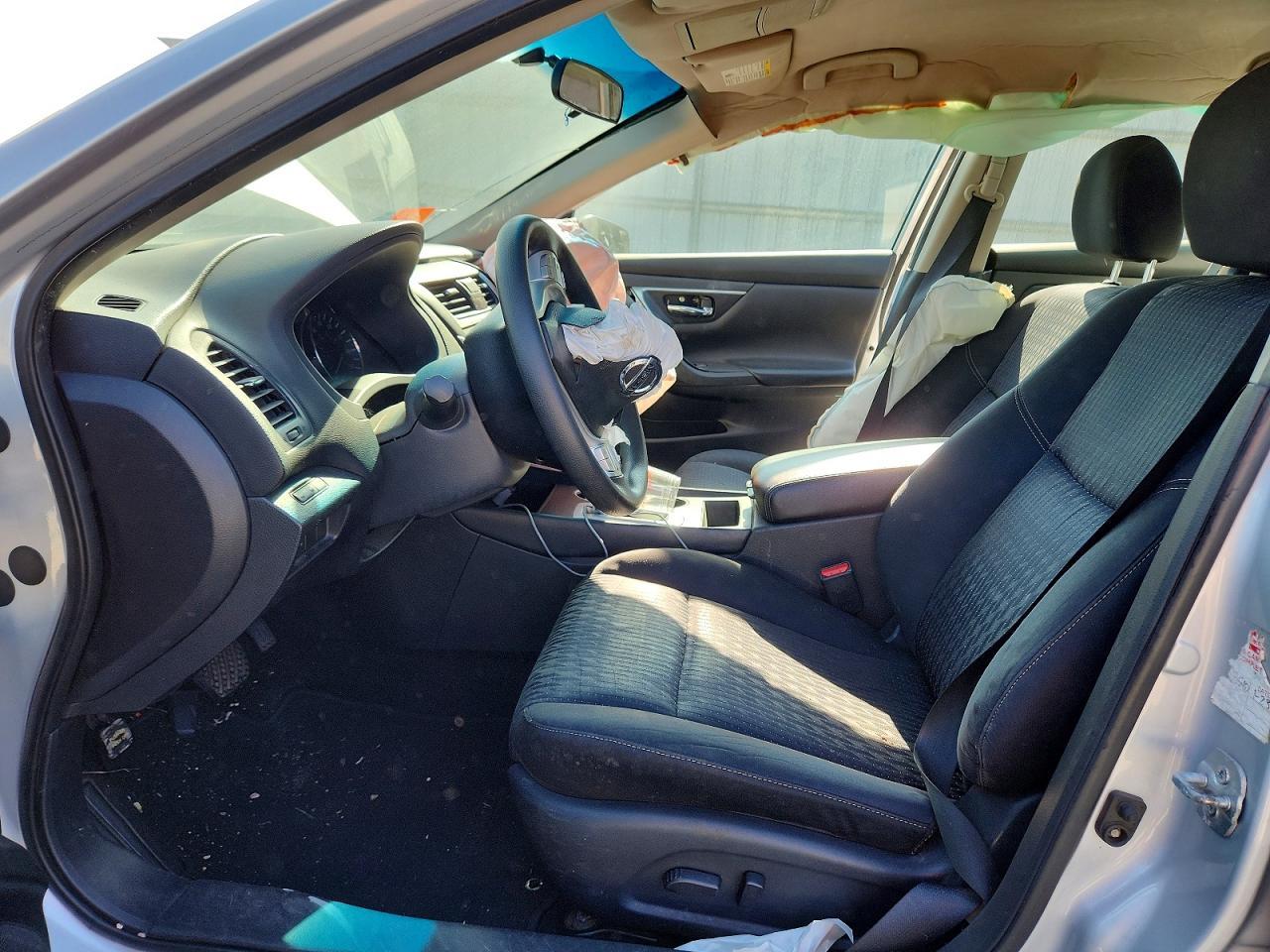 2016 Nissan Altima 2.5 S - Фото 7