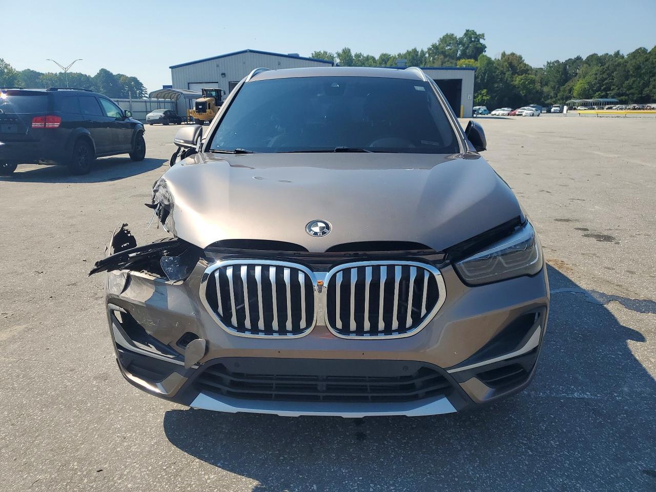 2020 BMW X1 xDrive28I - Image 5