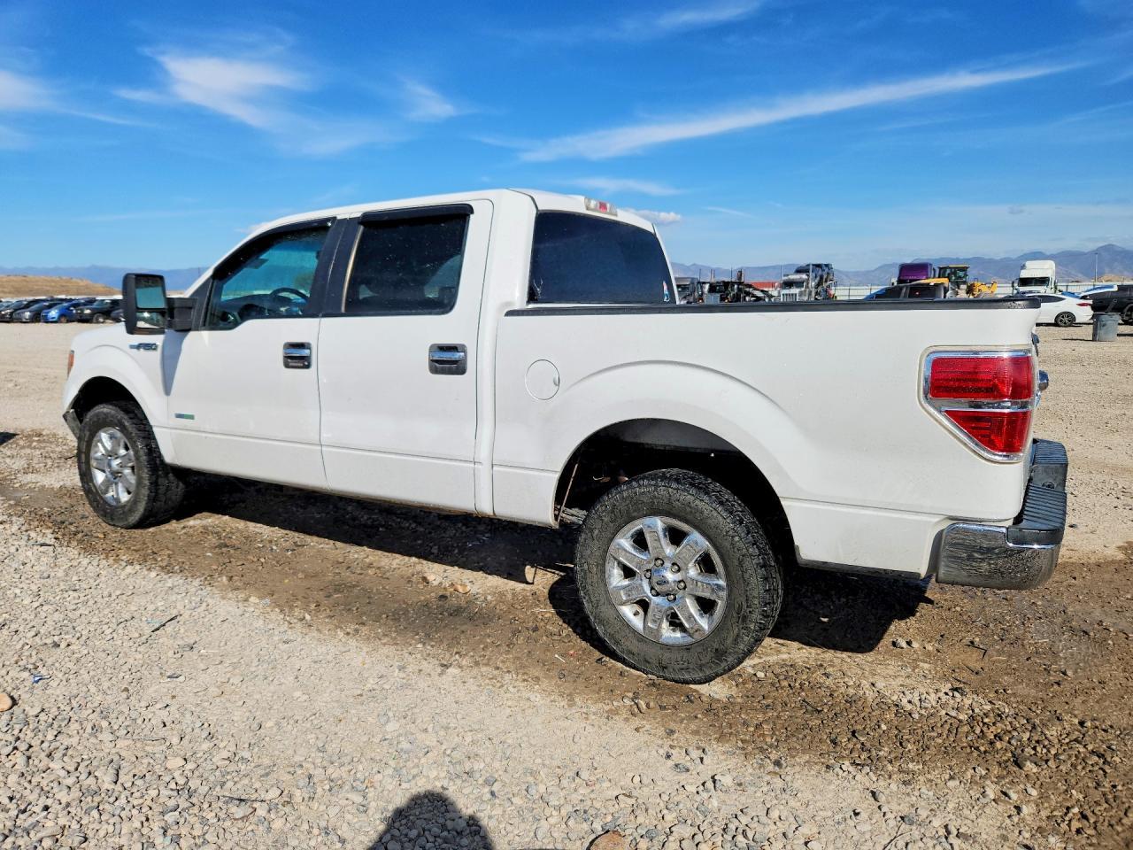 2014 Ford F150 Supercrew - Фото 2