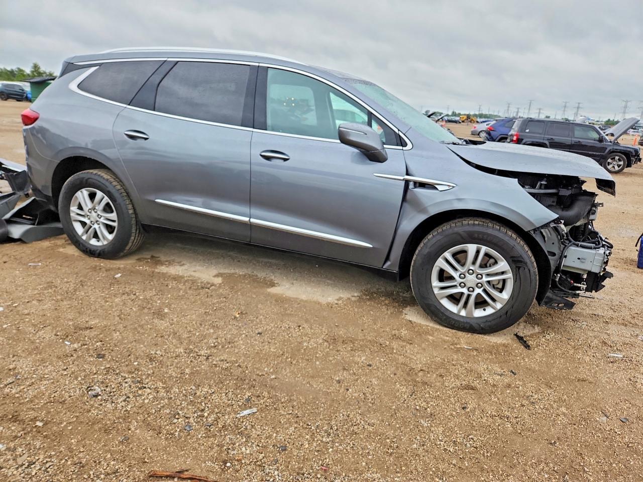 2018 Buick Enclave Essence - Image 4