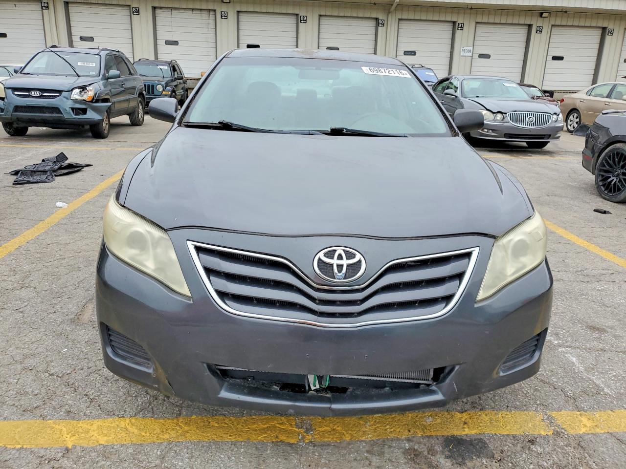 2011 Toyota Camry Le - Фото 5
