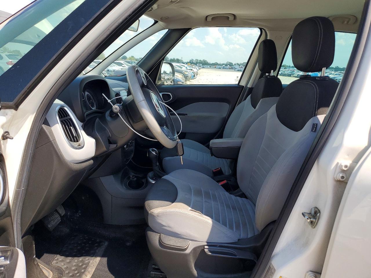 2014 Fiat 500L Easy - Image 7