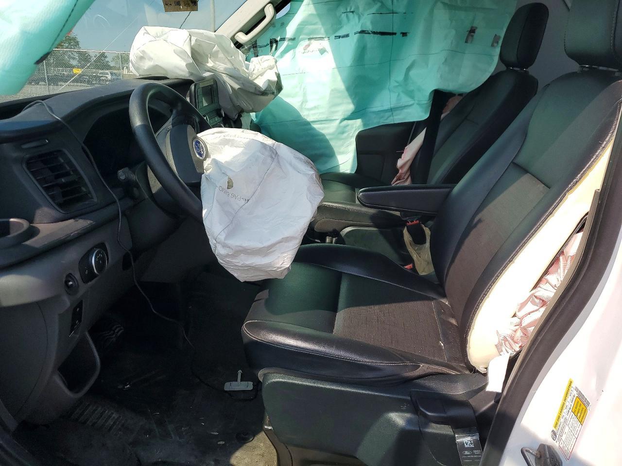 2023 Ford Transit 250 Delivery Van - Фото 7