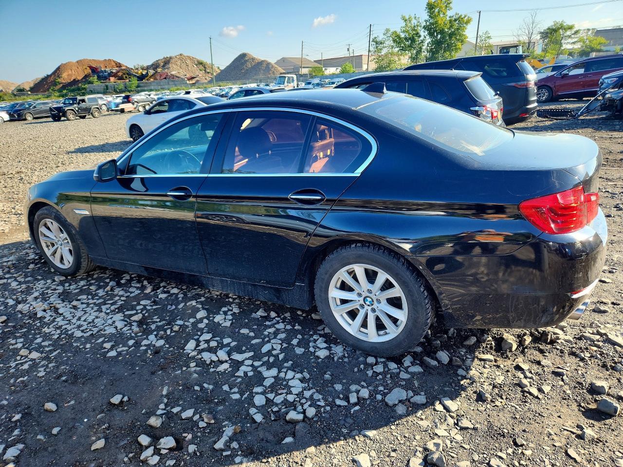 2016 BMW 528 I - Фото 2