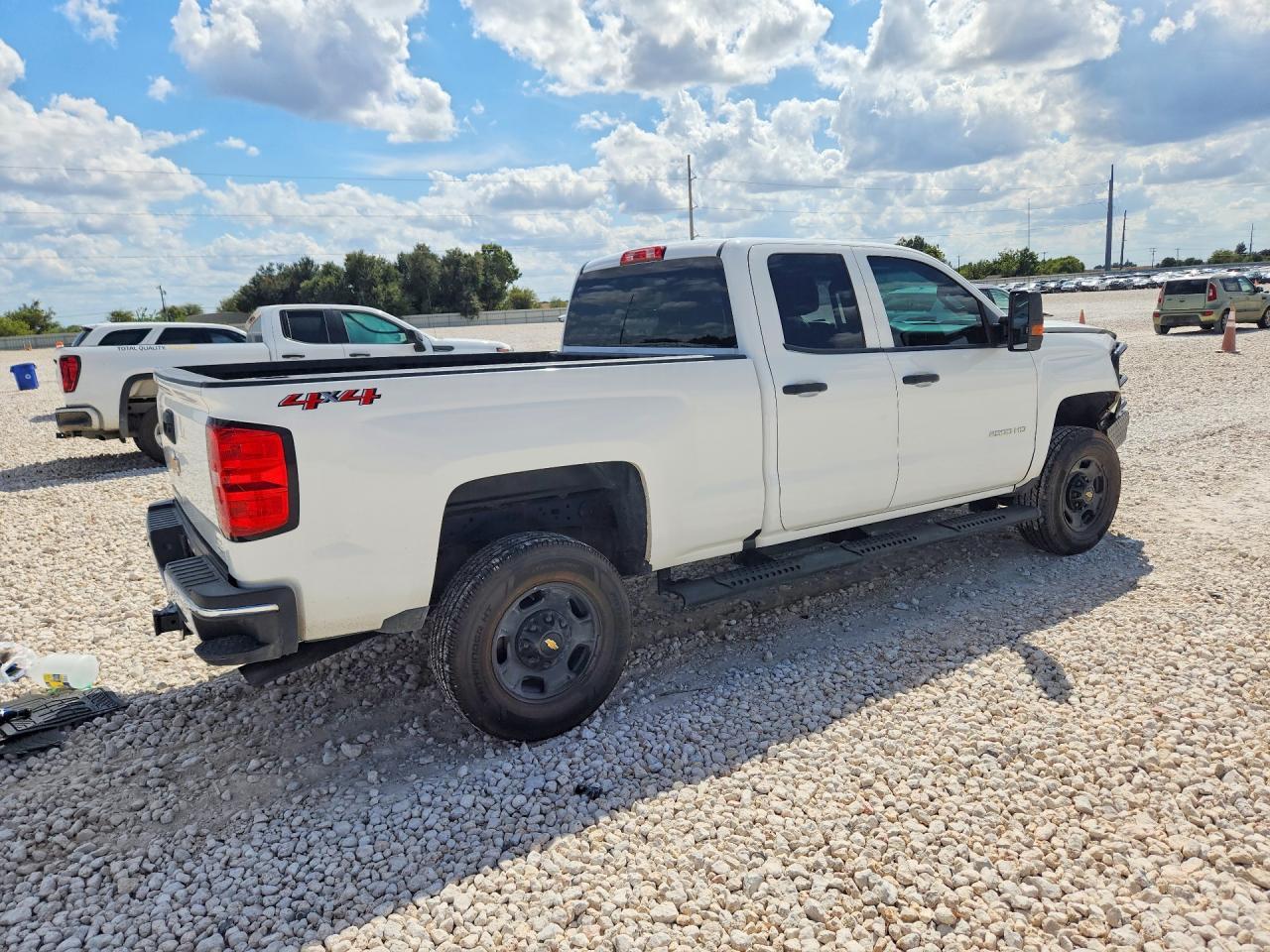 2019 Chevrolet Silverado K2500 Heavy Duty - Image 3