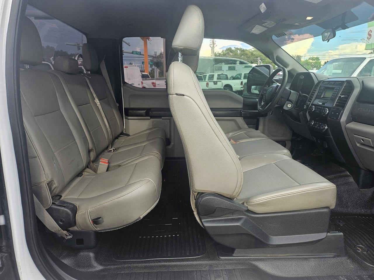 2019 Ford F250 Super Duty - Image 6
