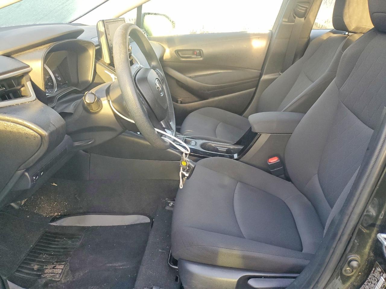 2022 Toyota Corolla Le - Image 7