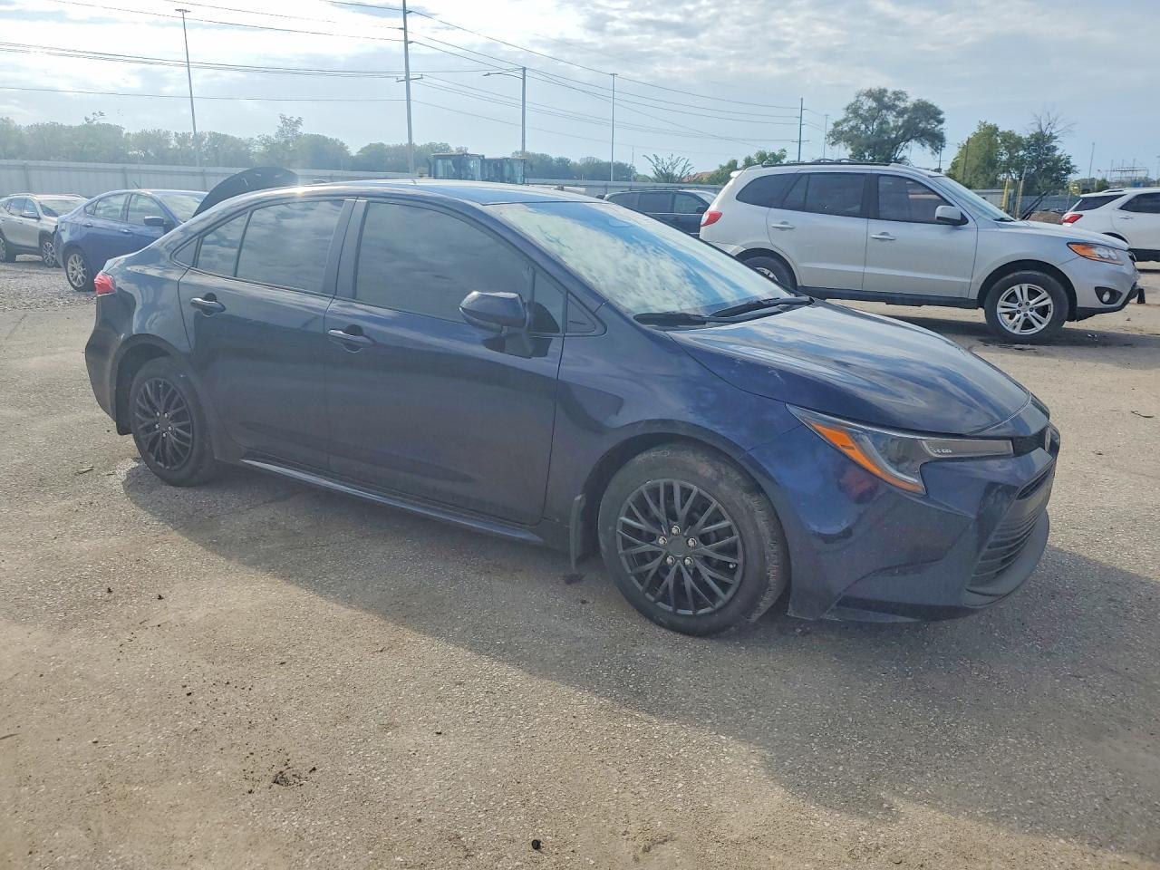 2025 Toyota Corolla Le - Image 4