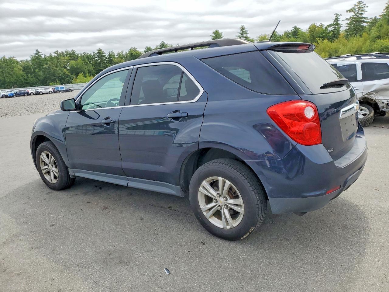 2015 Chevrolet Equinox Lt - Image 2