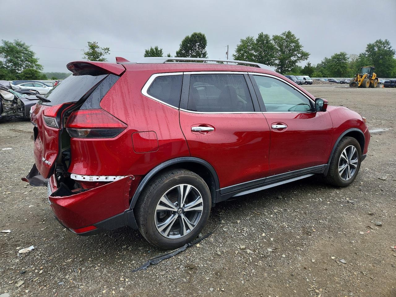 2019 Nissan Rogue S - Image 3