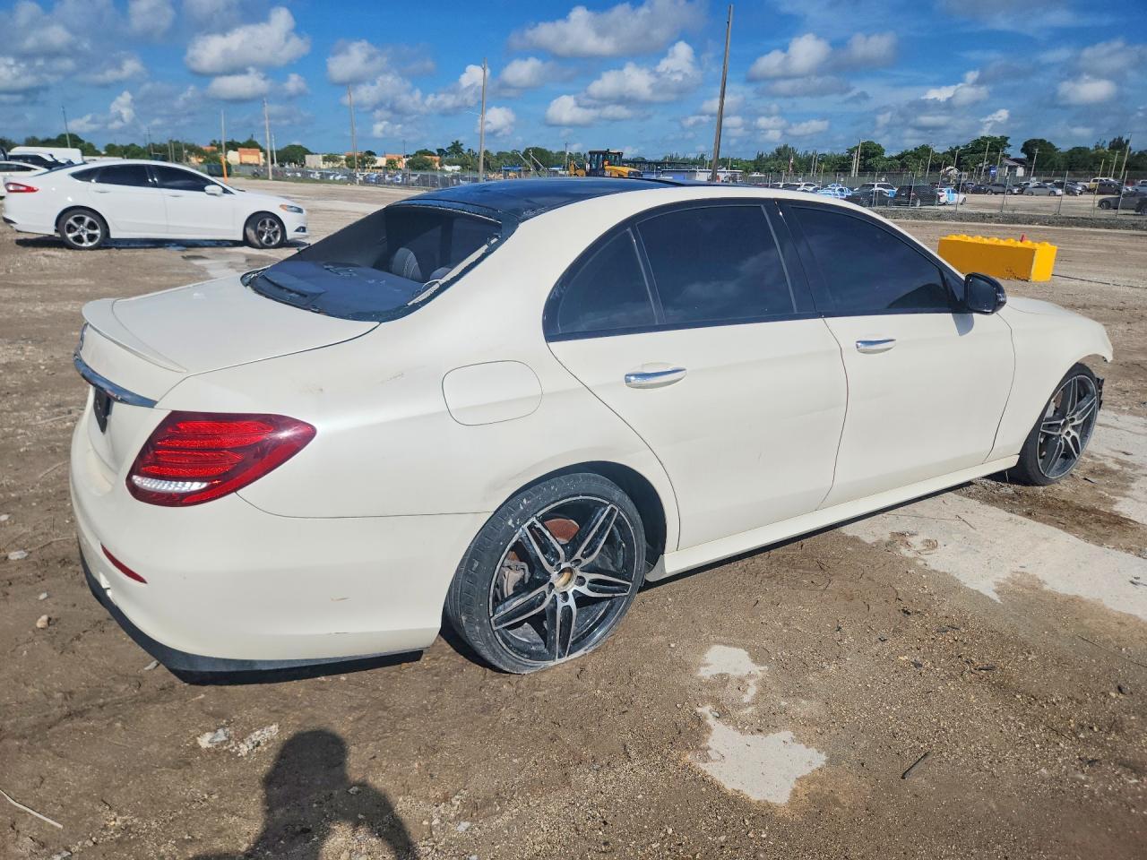 2020 Mercedes-Benz E 350 - Image 3