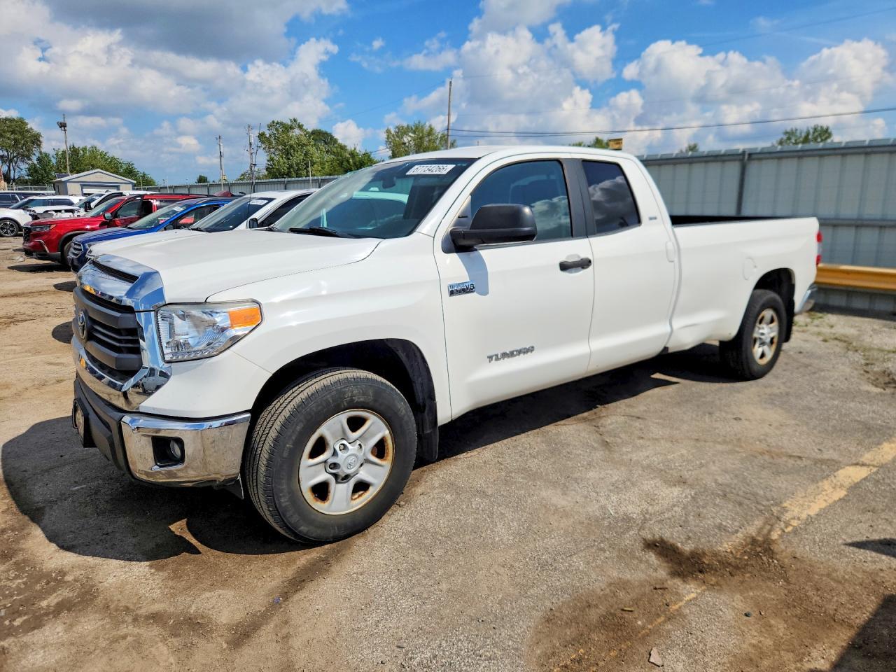 2015 Toyota Tundra Sr5