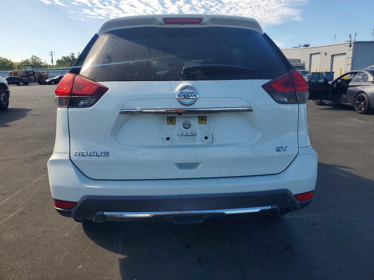 2017 Nissan Rogue Sv - Фото 6