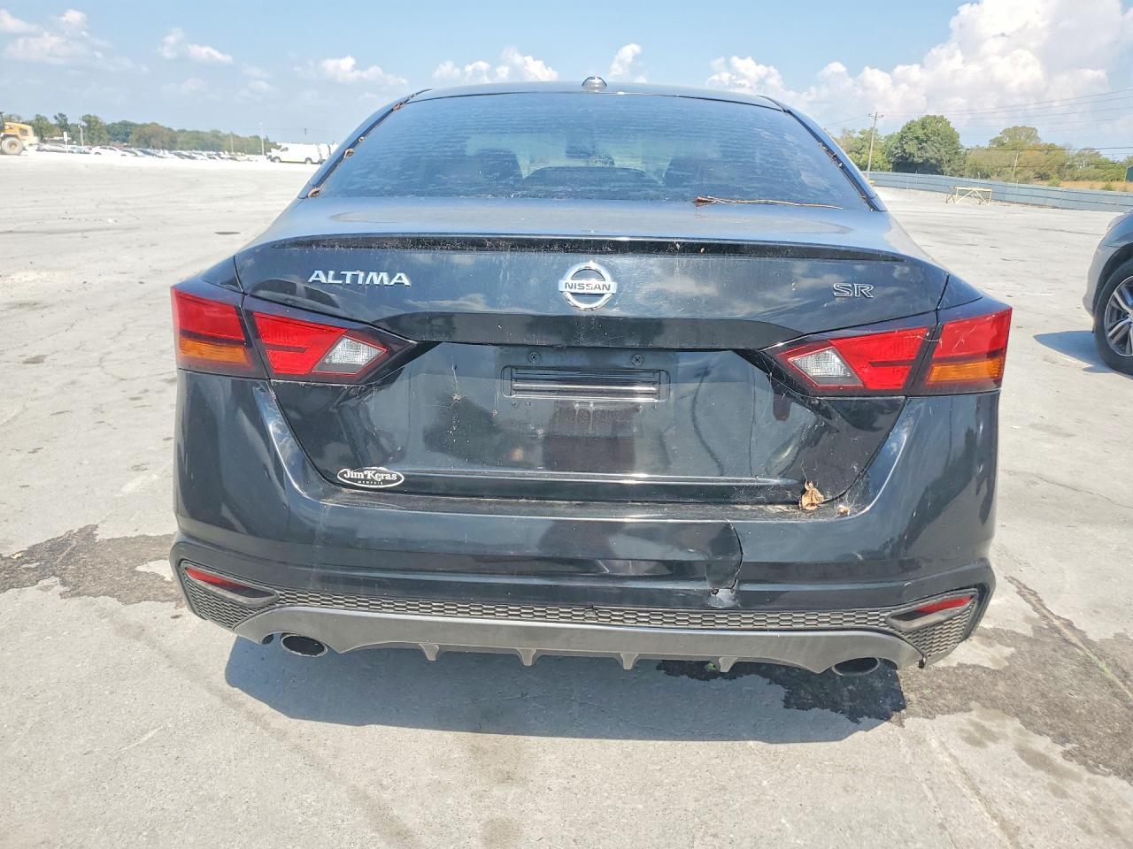 2019 Nissan Altima Sr - Image 6