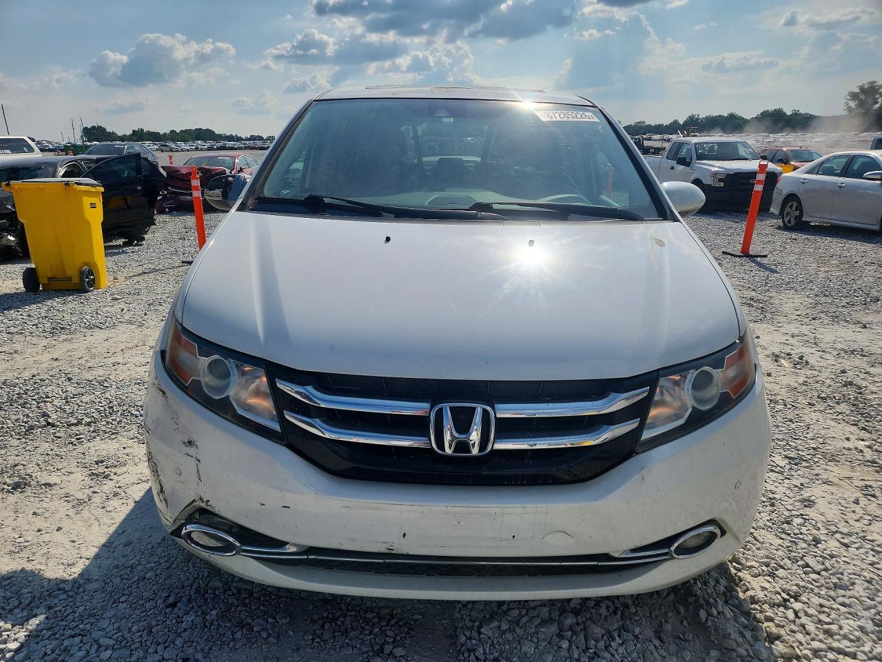 2014 Honda Odyssey Touring - Image 5