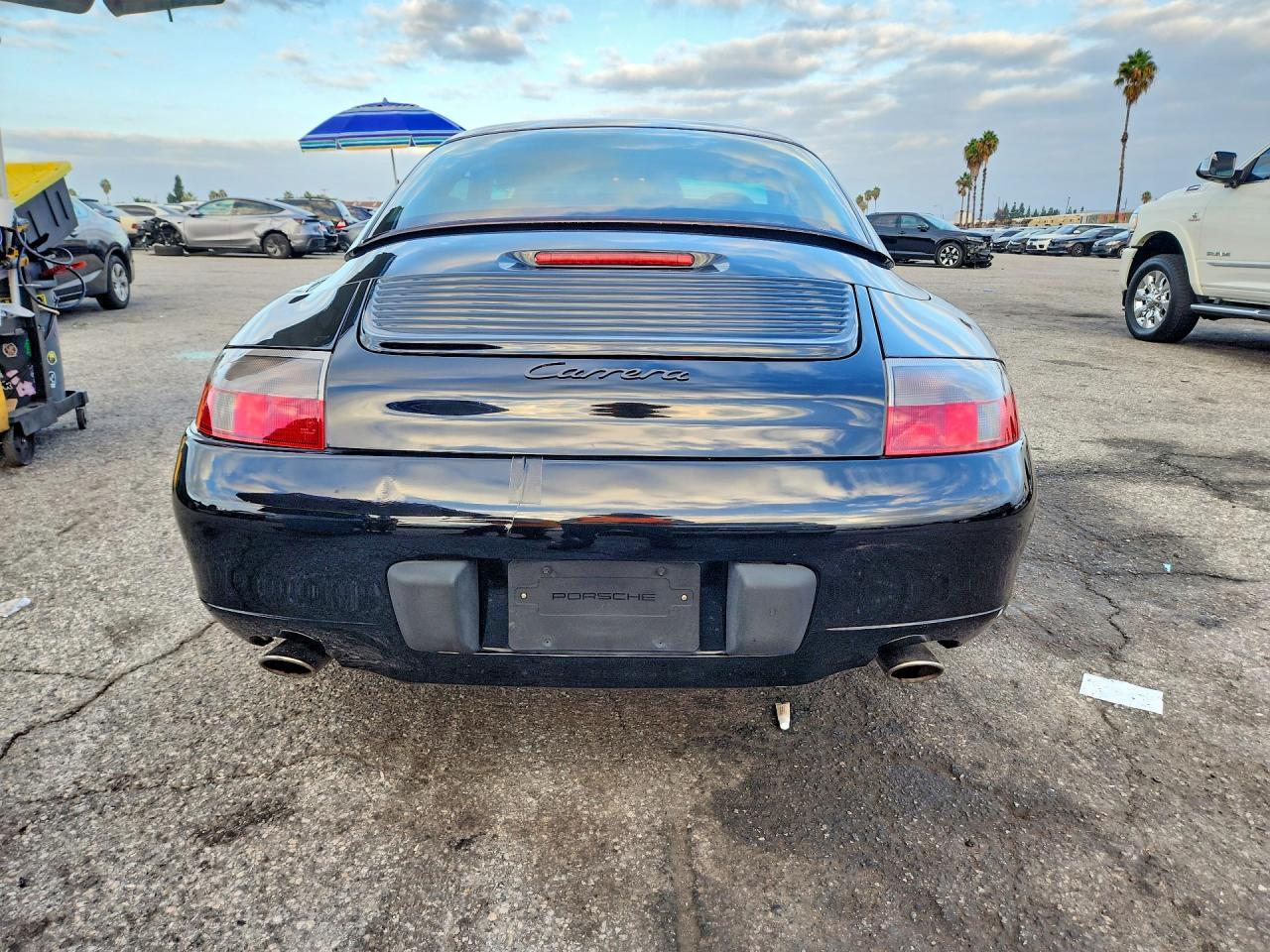 2000 Porsche 911 Carrera 2 - Фото 6