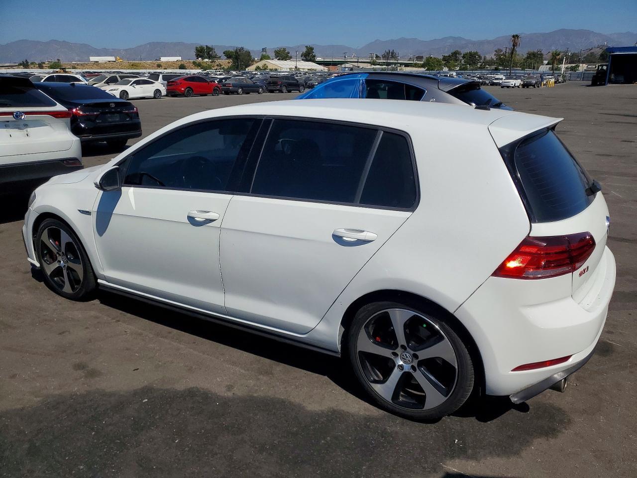 2019 Volkswagen Gti S - Image 2