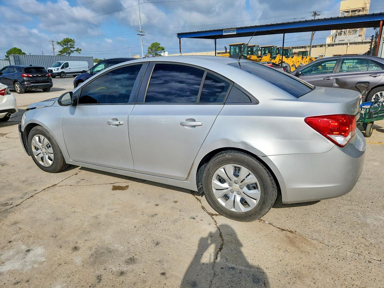 2013 Chevrolet Cruze Ls - Фото 2