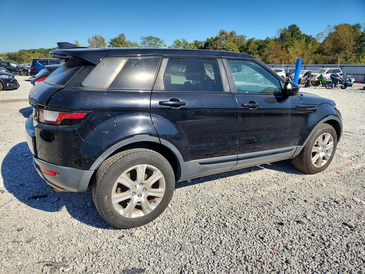 2017 Land Rover Range Rover Evoque Se - Фото 3