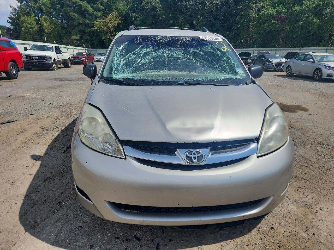 2009 Toyota Sienna Ce 8-Passenger - Фото 5