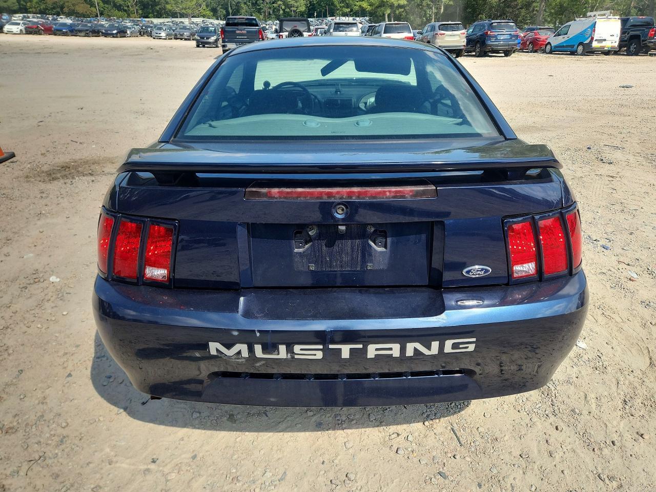 2001 Ford Mustang - Image 6