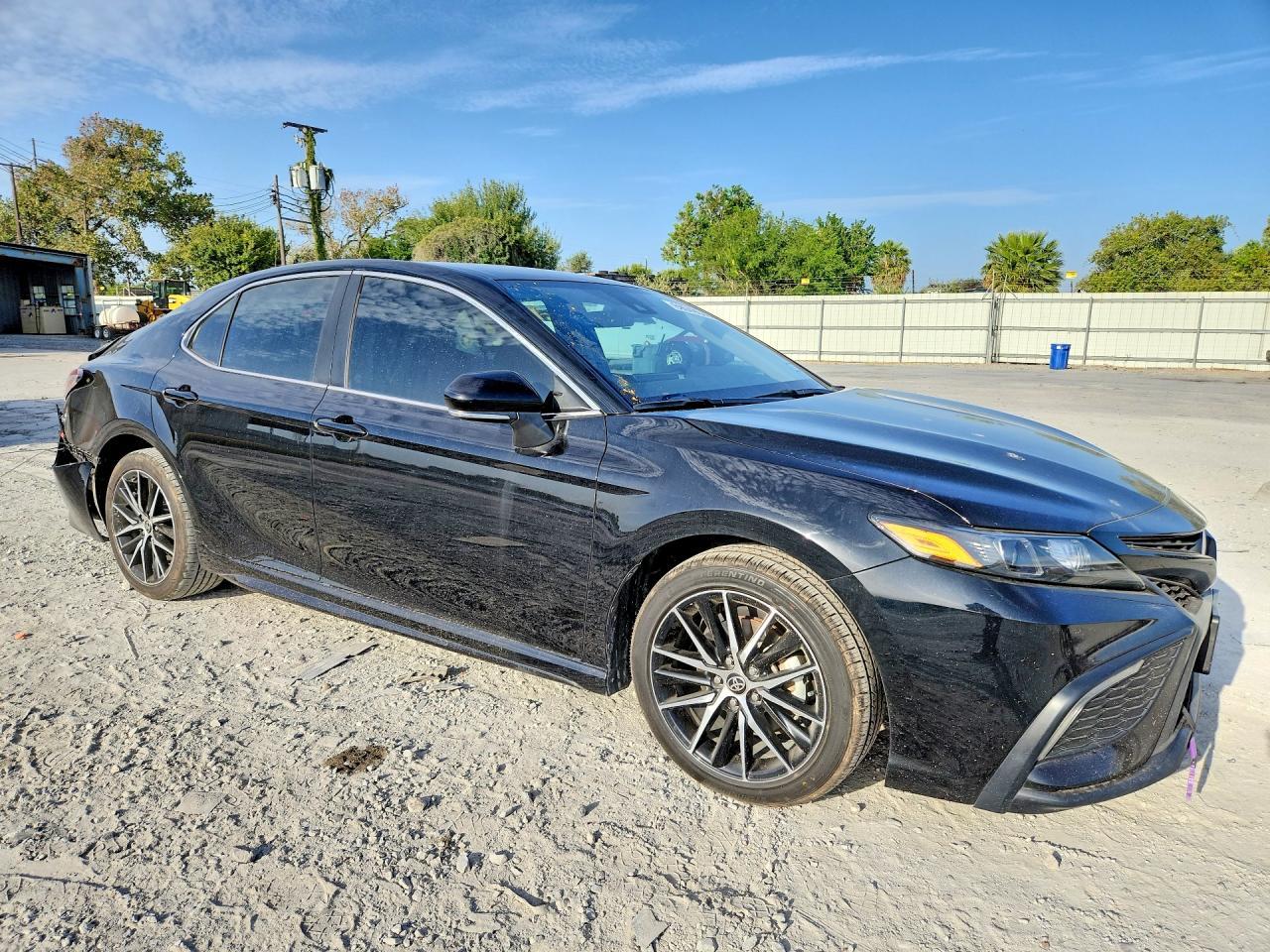 2023 Toyota Camry Se - Фото 4