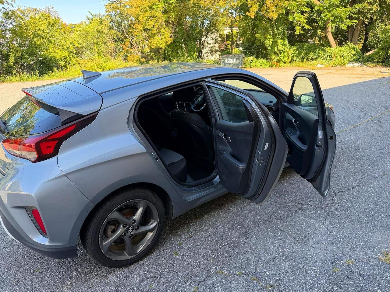 2019 Hyundai Veloster 2.0L - Фото 6