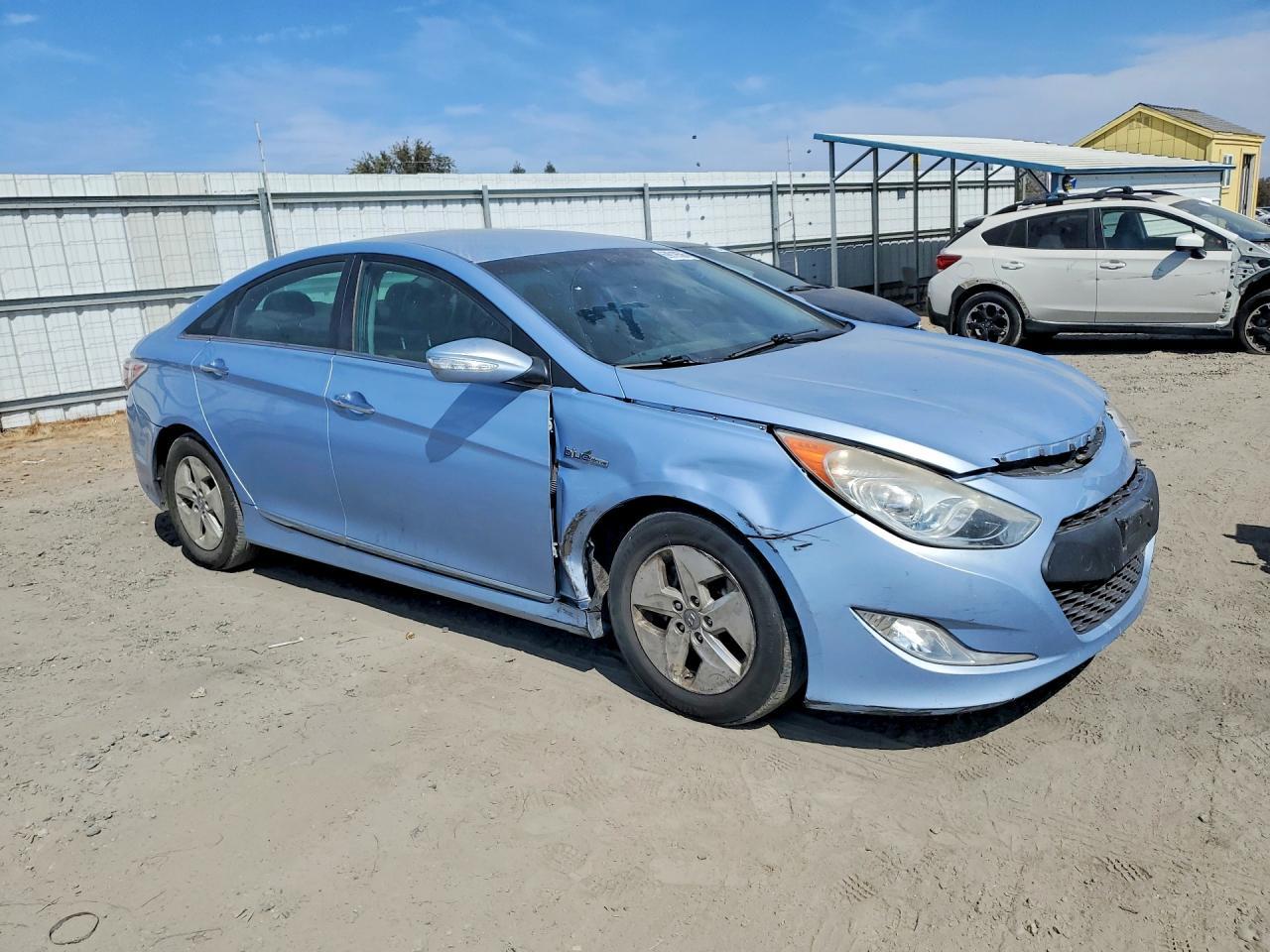 2012 Hyundai Sonata Hybrid - Image 4