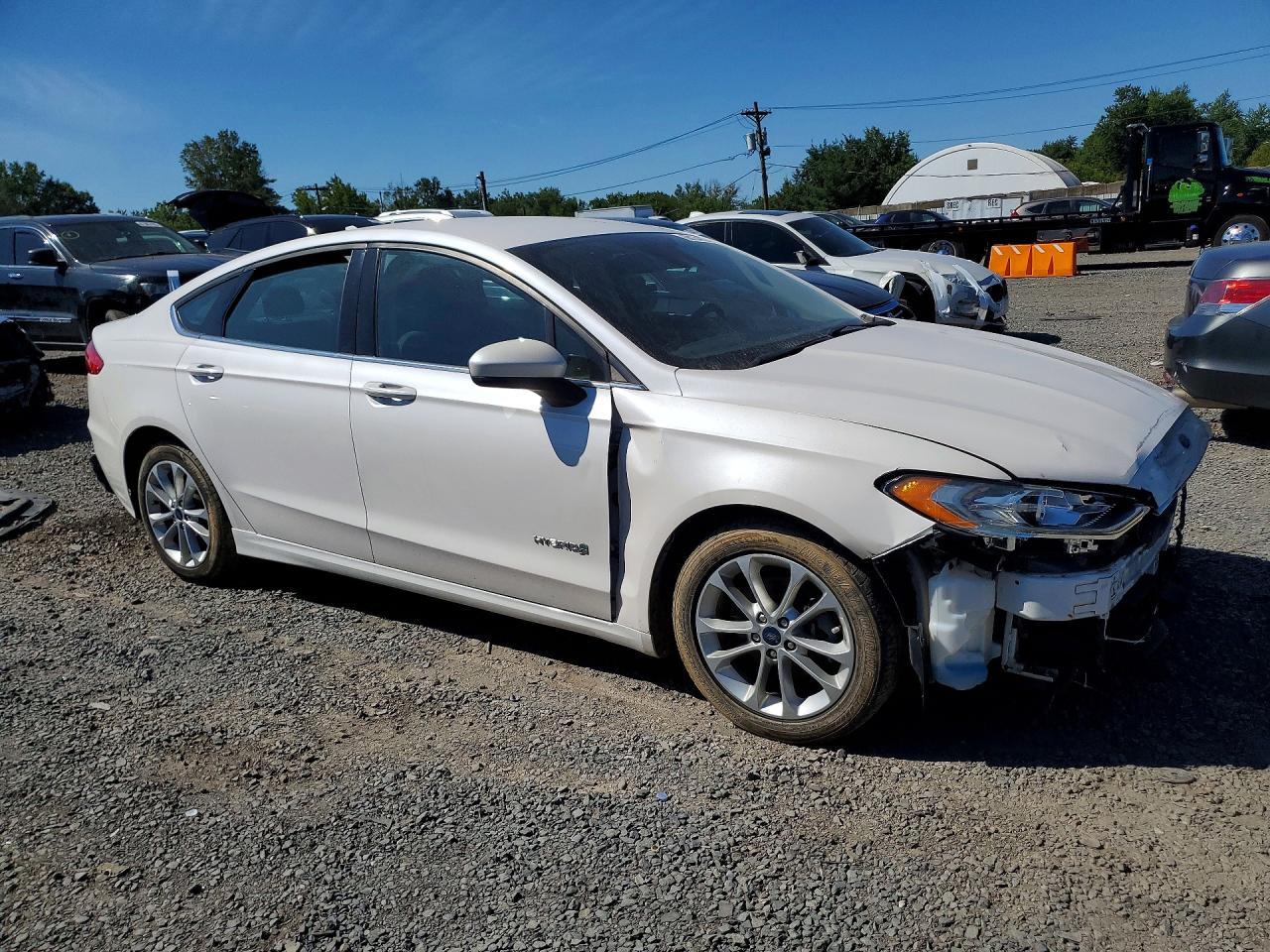 2019 Ford Fusion Se - Фото 4