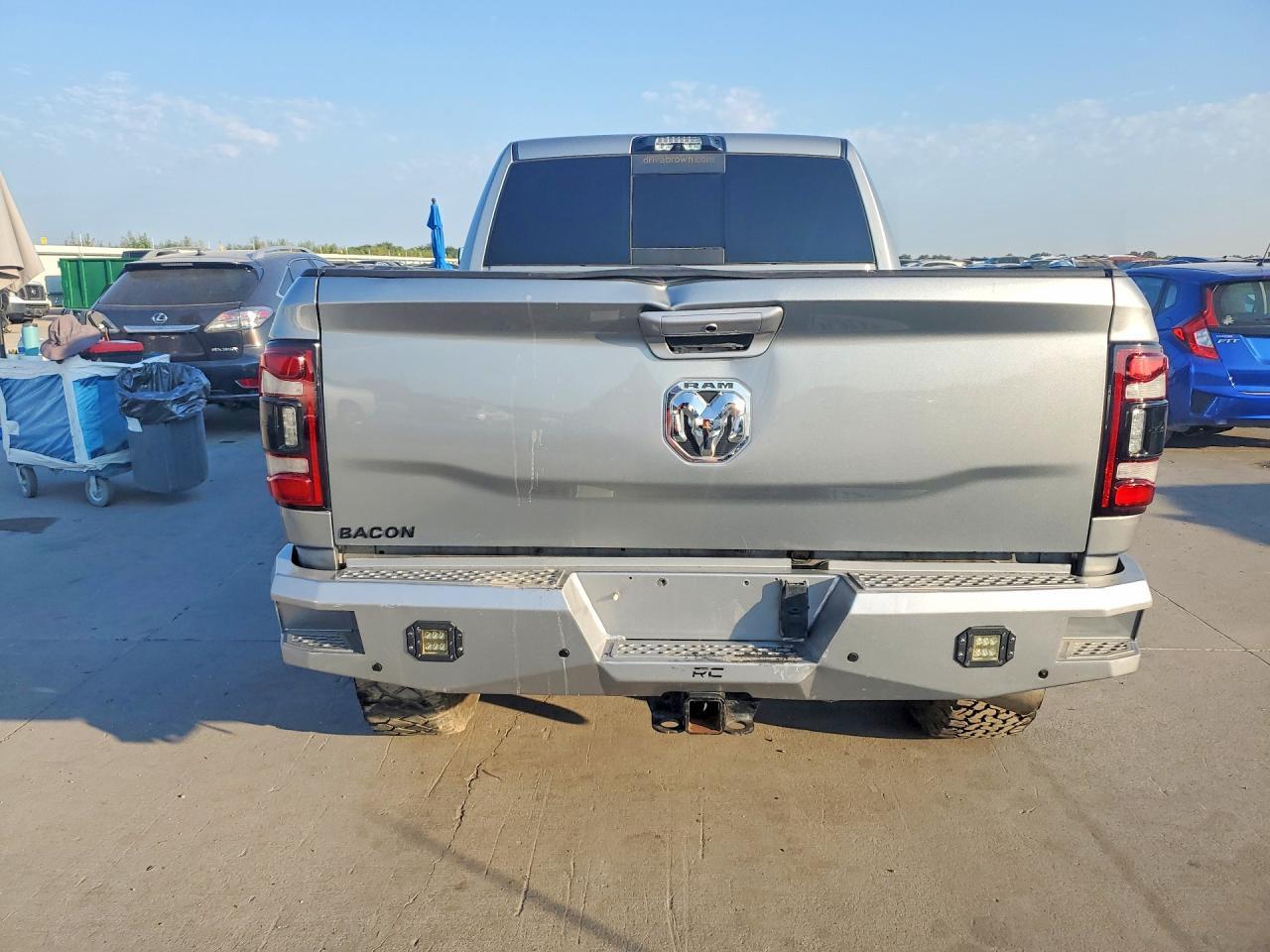 2022 Ram 2500 Laramie - Фото 6