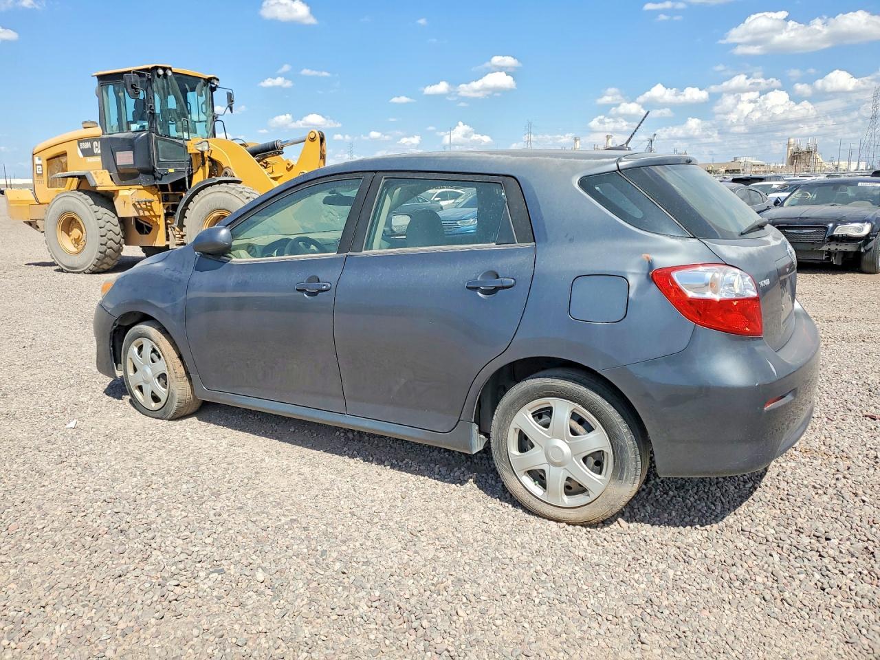 2010 Toyota Matrix Base - Фото 2