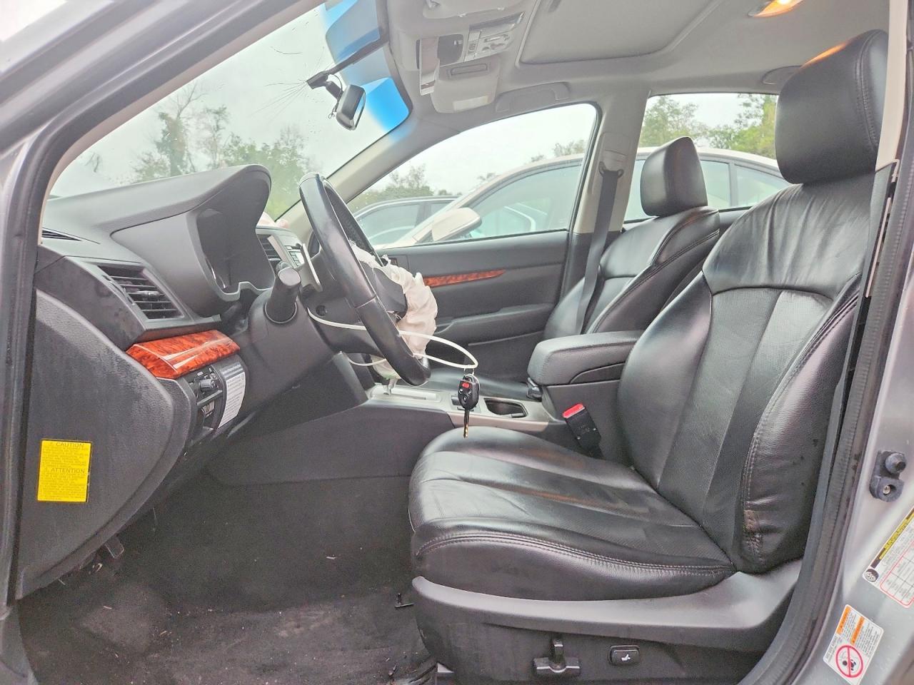 2011 Subaru Legacy 2.5I Limited - Фото 7