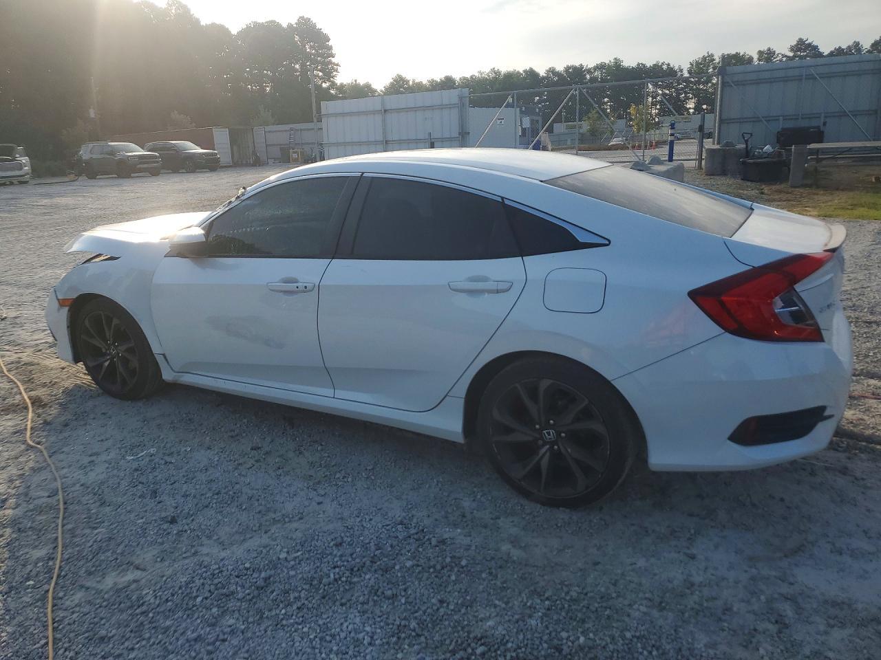 2019 Honda Civic Sport - Image 2