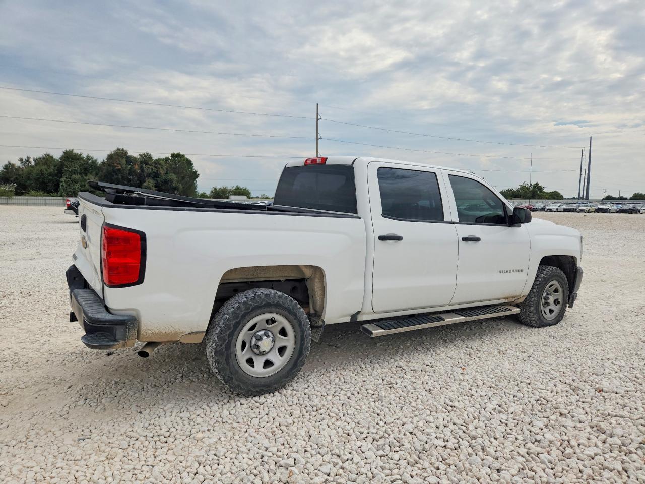 2018 Chevrolet Silverado C1500 - Image 3
