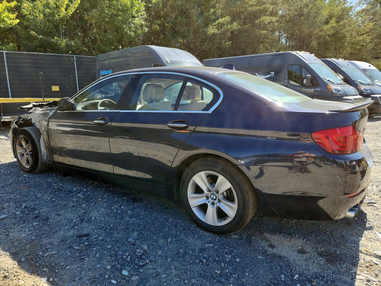 2013 BMW 528 Xi - Image 2