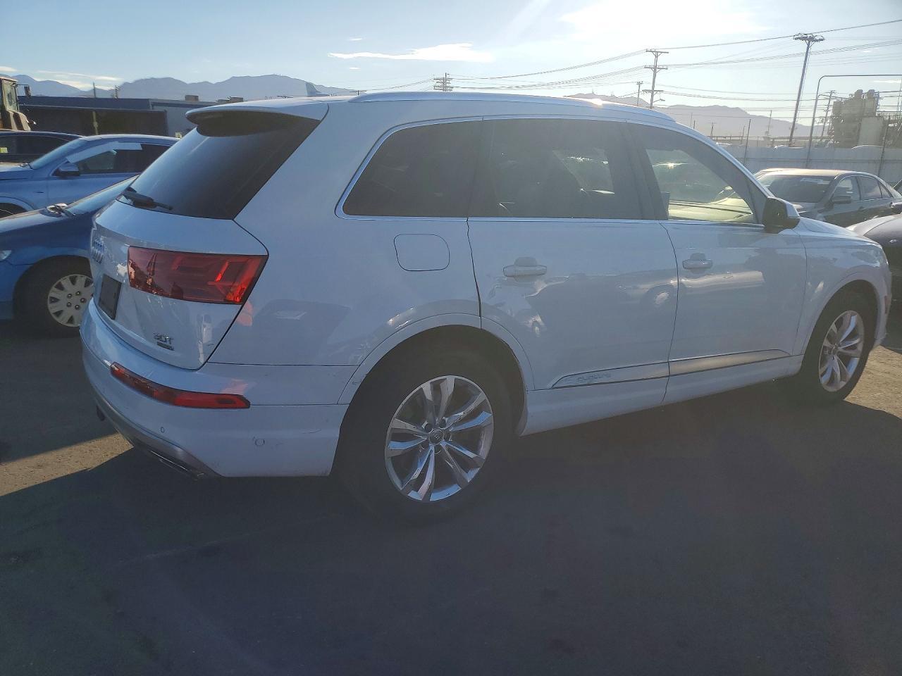 2018 Audi Q7 Premium - Фото 3