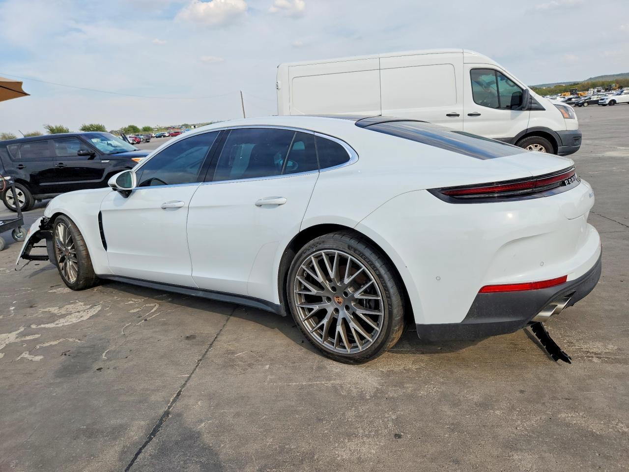 2025 Porsche Panamera Base - Image 2