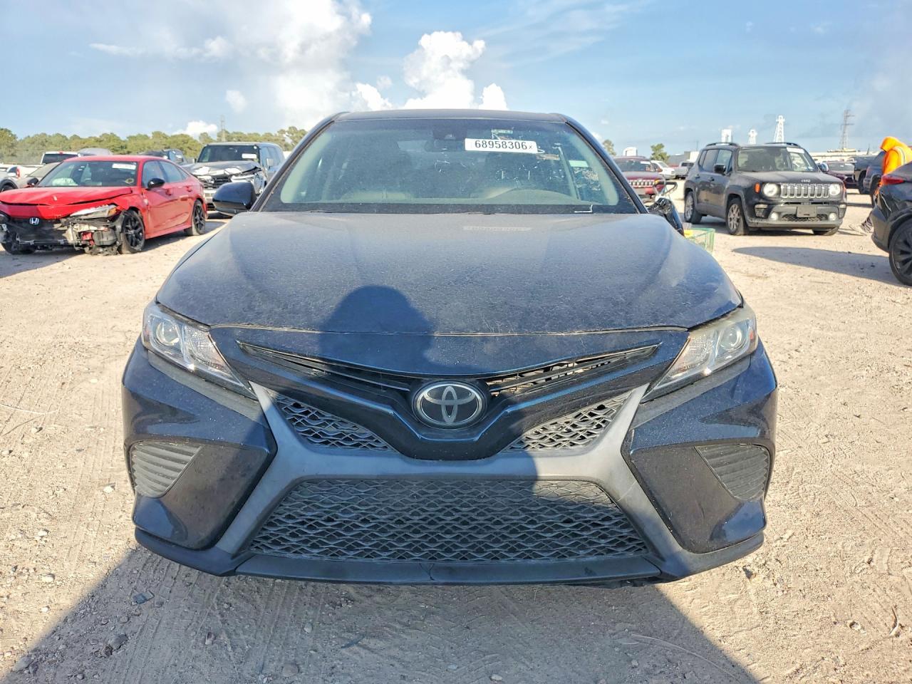 2019 Toyota Camry Se - Image 5
