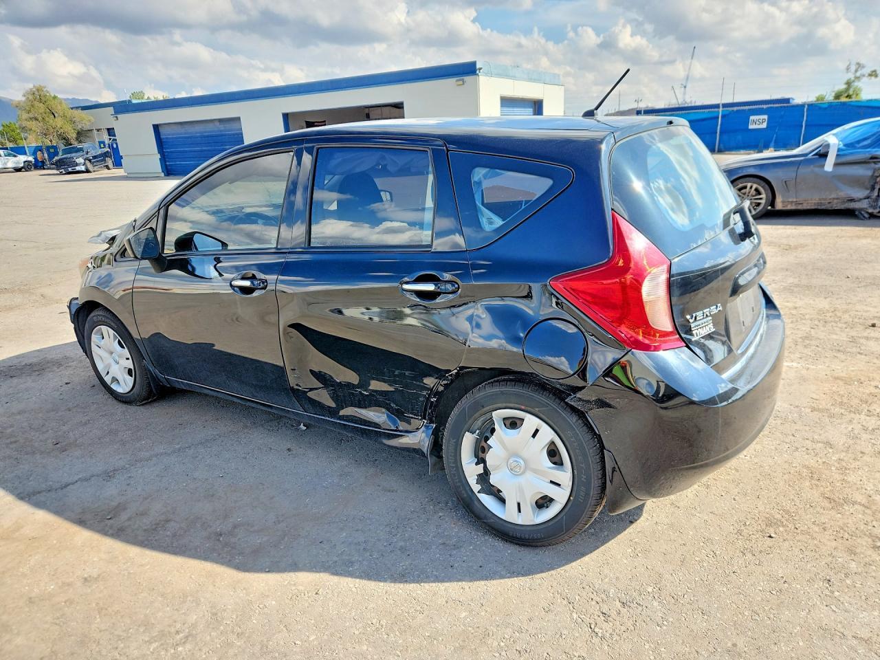 2015 Nissan Versa Note Sv - Image 2