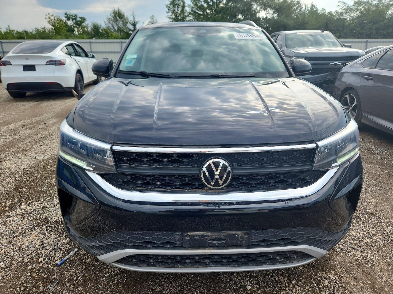 2022 Volkswagen Taos S - Фото 5