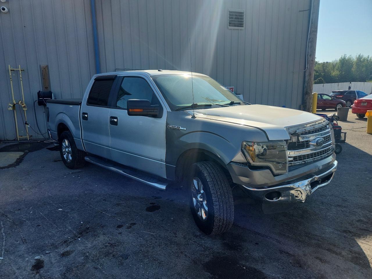 2013 Ford F150 Supercrew - Фото 4