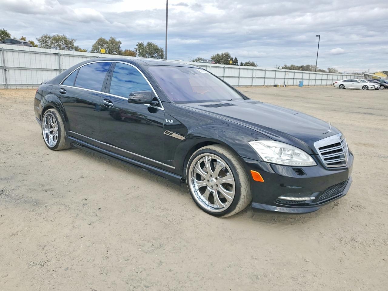 2012 Mercedes-Benz S S600 - Image 4