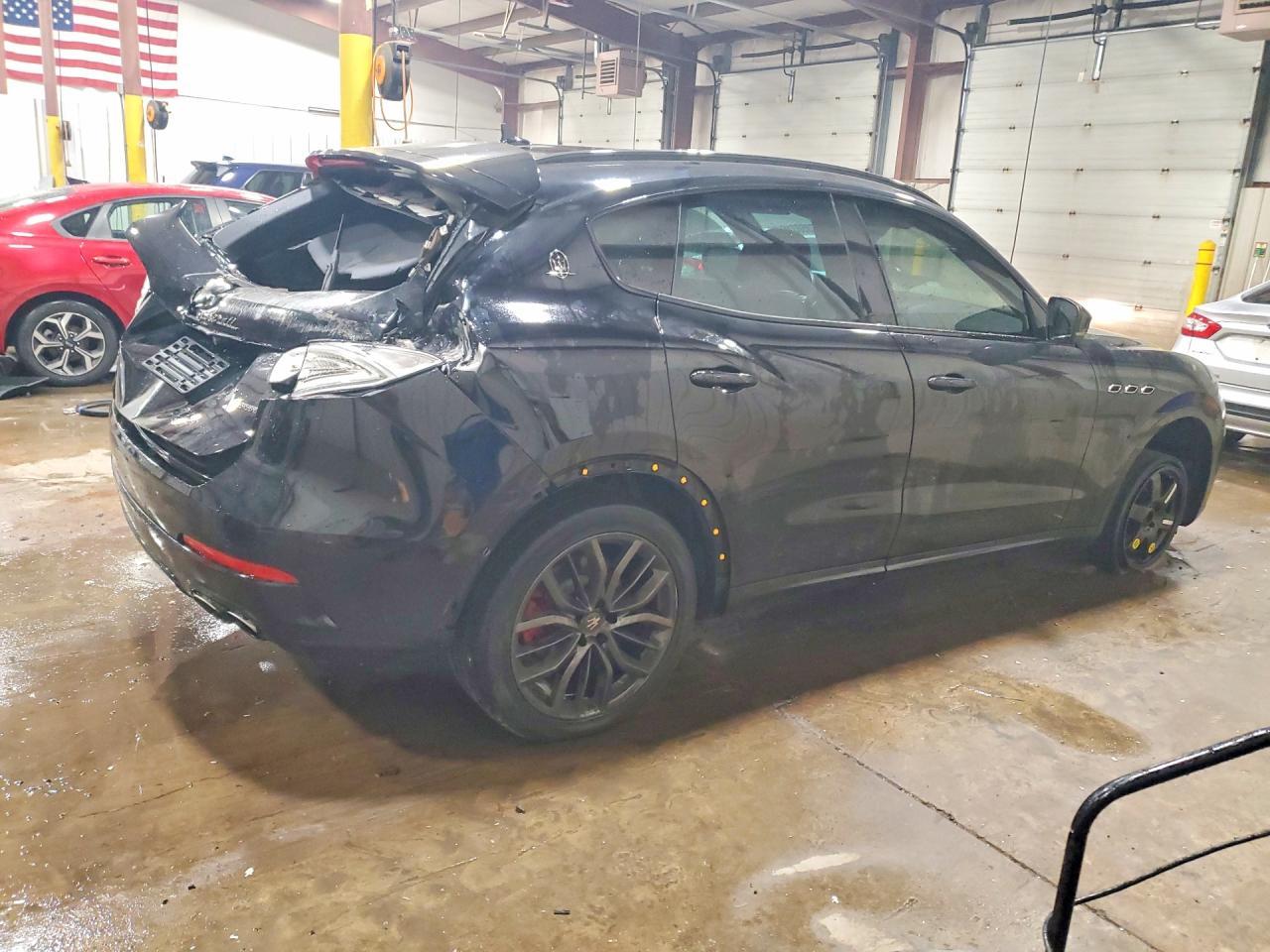 2018 Maserati Levante - Фото 3