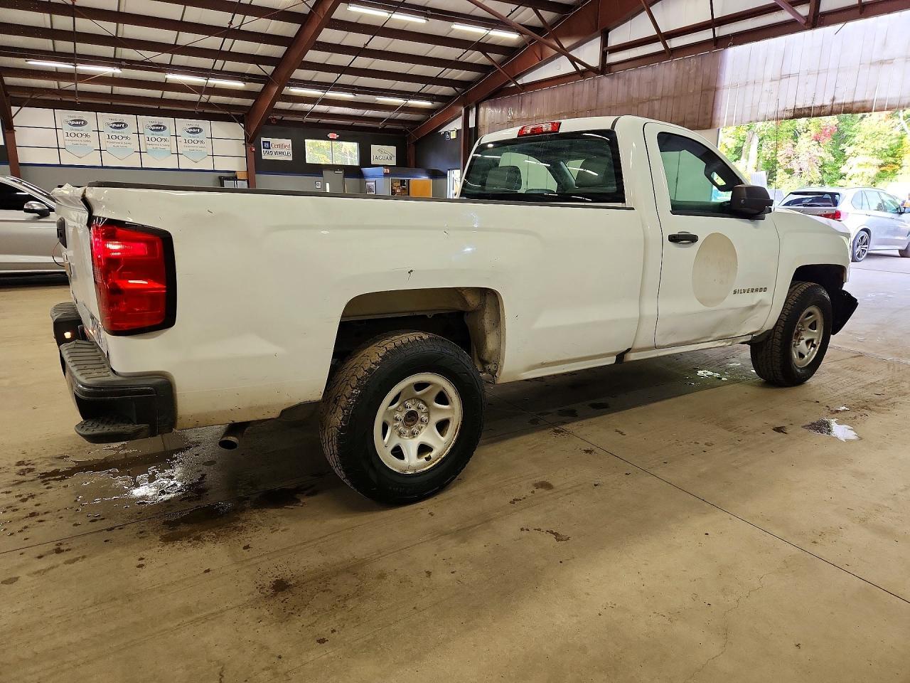 2016 Chevrolet Silverado C1500 - Image 3