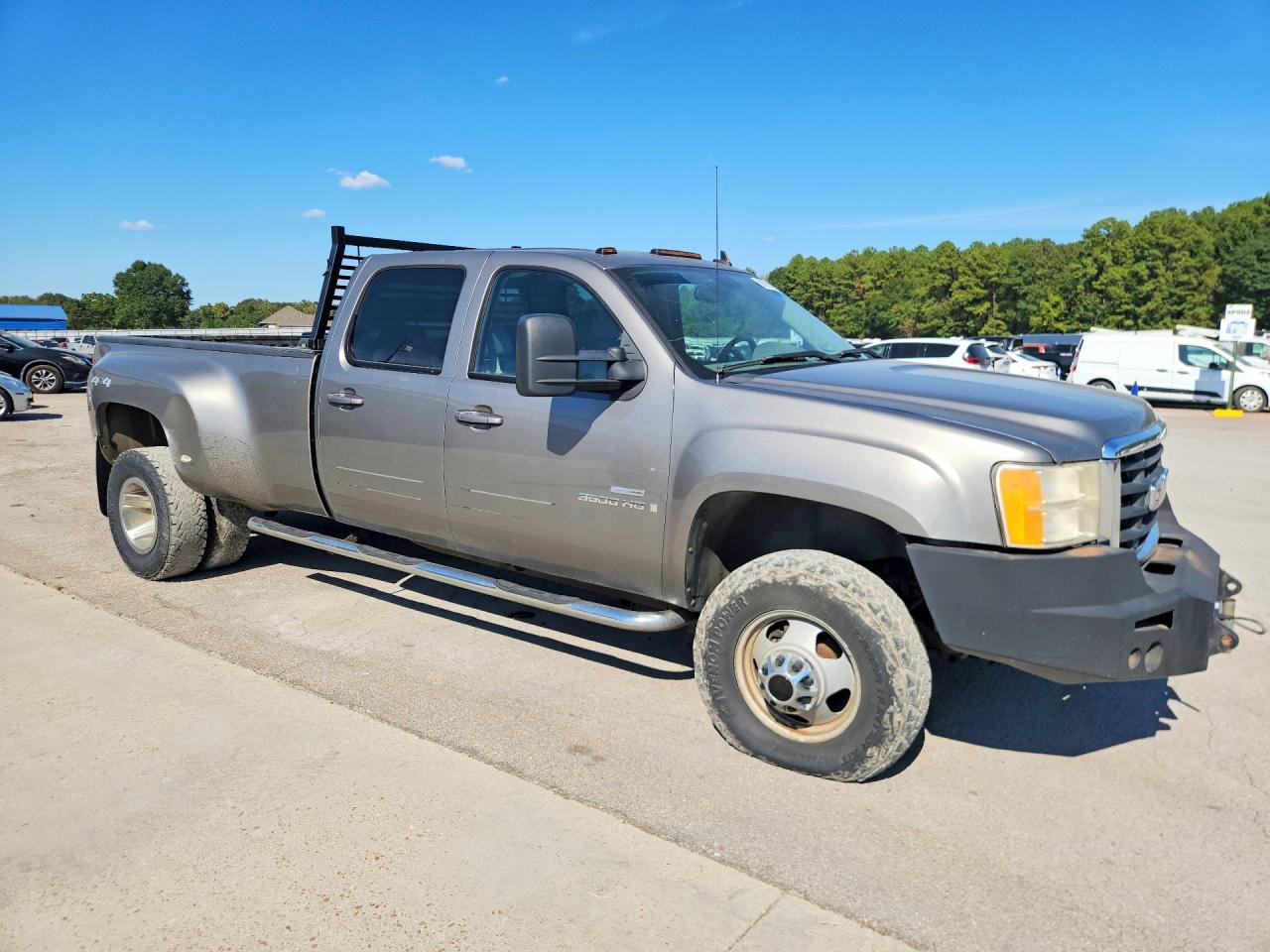 2008 GMC Sierra K3500 - Фото 4